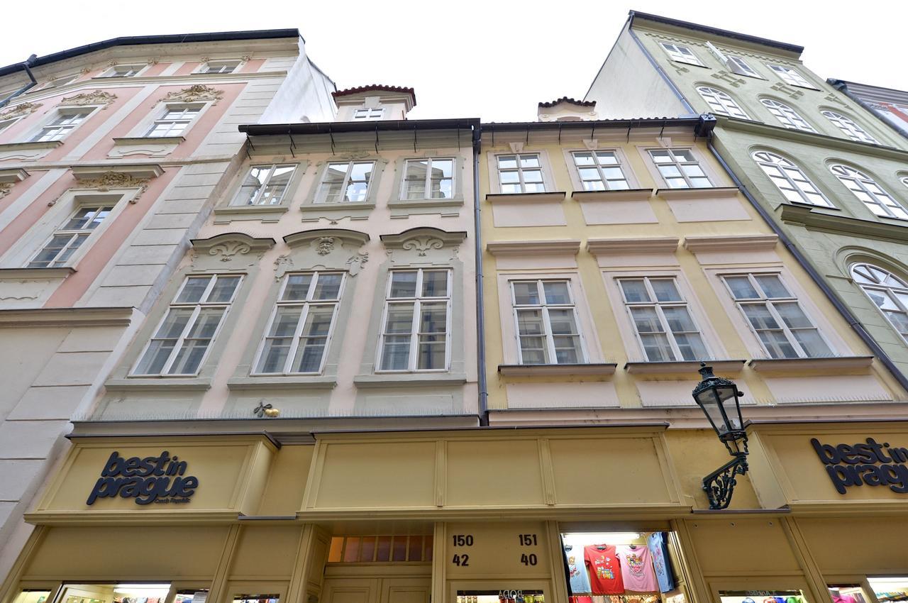Ferienwohnung Eclectic Loft Royal Way Prag Exterior foto